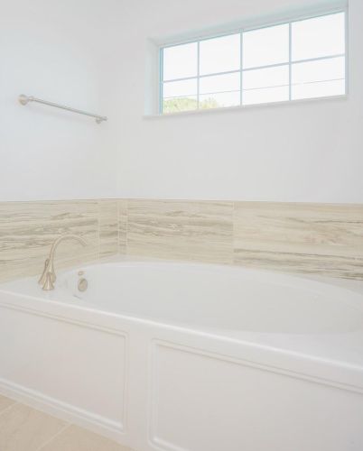 1660 Lexington Dr, Fort Pierce FL 34953-1629 exterior