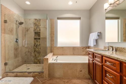 16420 16 Ln, Phoenix AZ 85045-0815 exterior