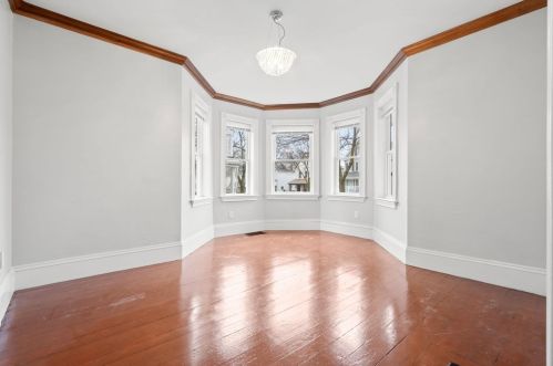 33 Longfellow St, Boston, MA