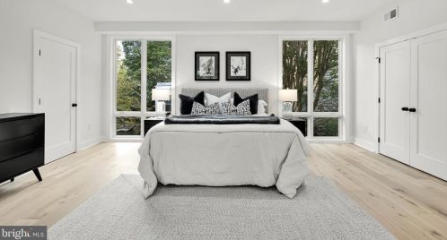 4624 Asbury Pl, Washington DC  20016-4325 exterior