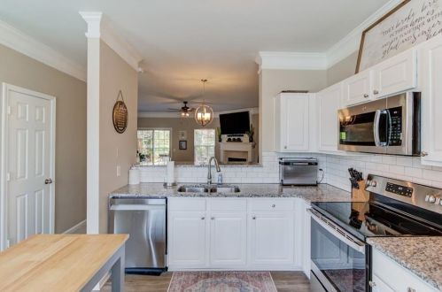 2495 Ivey Crest Cir, Tucker GA  30084-3762 exterior