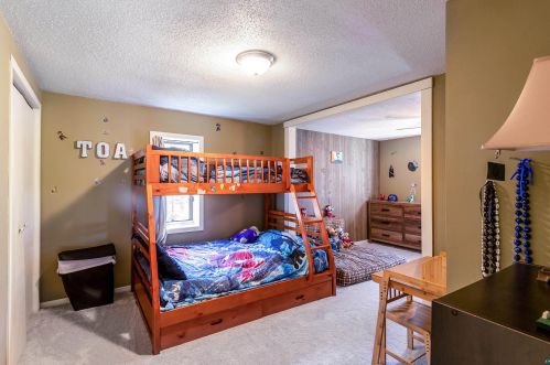 4286 Lavaque Rd, Duluth MN 55811-1303 exterior