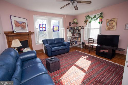 217 Harvey St, Philadelphia PA 19144-3818 exterior