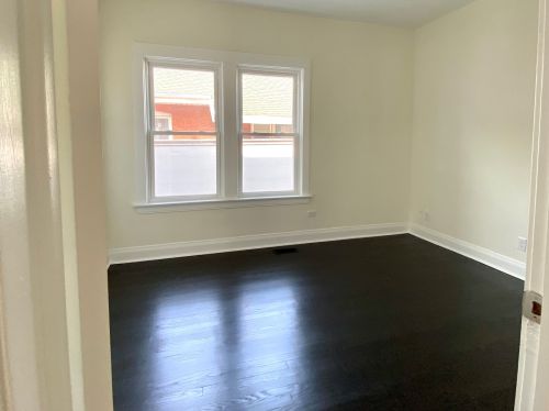 1923 Austin Blvd, Chicago IL 60804-1657 exterior