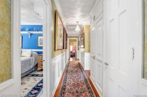 2703 Pointe Tremble Rd, Algonac MI 48001-4255 exterior