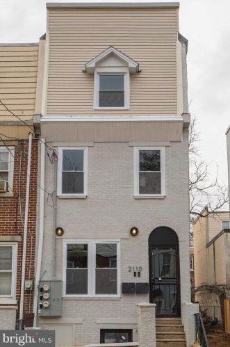 2110 Franklin St, Philadelphia PA  19122-1322 exterior