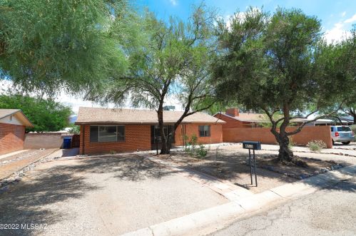 4721 Linden St, Tucson, AZ 85712-2752