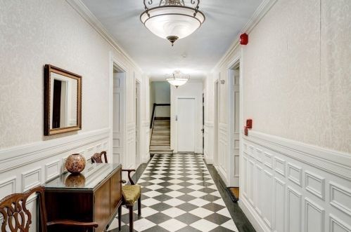 295 Beacon St, Boston MA exterior