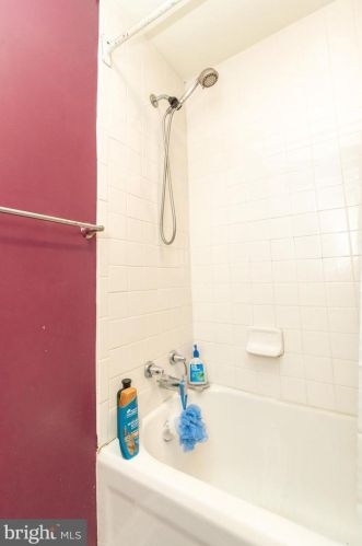 4921 Hazel Ave, Philadelphia PA 19143-2005 exterior