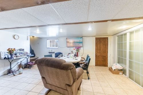 1413 10 Ave, Broadview IL 60153-1537 exterior