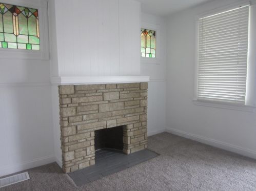 6264 Goener Ave, Saint Louis, MO 63116-2240