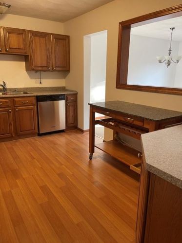 609 Brookhaven Ln, Woonsocket, RI 02895-2767