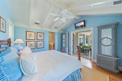 1437 Nighthawk Pt, Naples FL 34105-2789 exterior