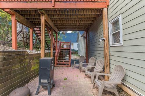 1758 Marietta Rd, Atlanta GA 30318-2735 exterior