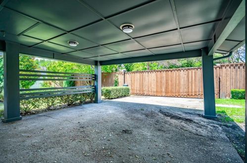 4045 Cedar Bayou Dr, Dallas TX  75244-7220 exterior