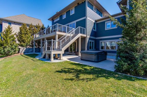 1883 Tall Pne Dr, Grand Rapids MI exterior