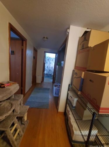 9 Joel Dr, Ellington CT 06029-2612 exterior