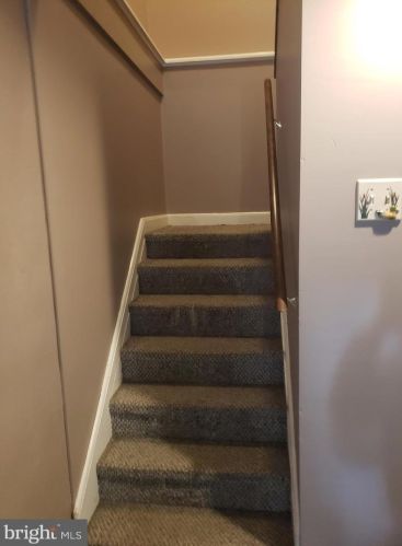 860 Pat Ln, Huntingtown MD exterior