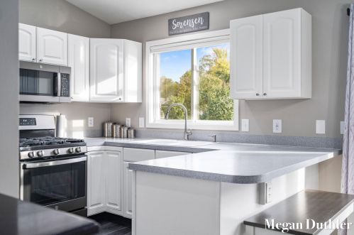 486 Sunbrook St, Grand Rapids MI 49508-7707 exterior