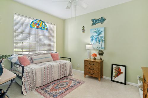 410 Aqua Vista Ln, Fort Pierce FL  34986-2645 exterior