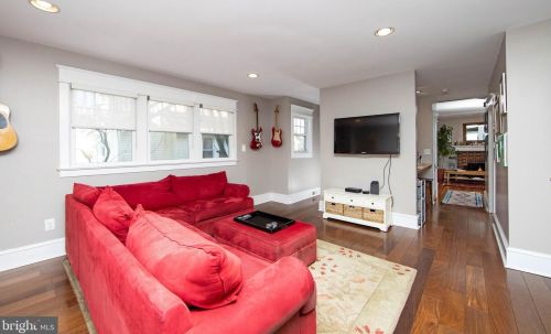 139 Marne Ave, Tavistock NJ 08033-1444 exterior