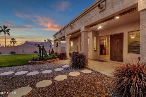 16647 15th Dr, Phoenix AZ  85045-0773 exterior