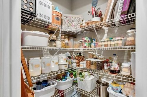 2399 Meadow Falls Ln, Duluth GA 30097-4086 exterior