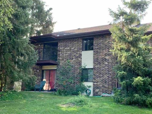 1034 Sunnyvale Ln, Madison WI  53713-3376 exterior