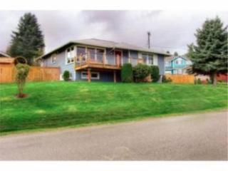 10911 Forest Ave, Seattle WA  98178-3206 exterior