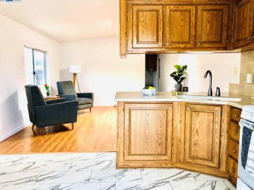 2755 Walnut Rd, Turlock, CA 95382-9583