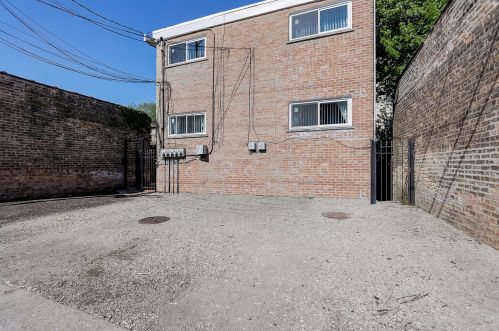 7419 Winchester Ave, Chicago IL 60626-1512 exterior