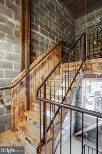 220 Prince St, Lancaster PA 17603-5878 exterior