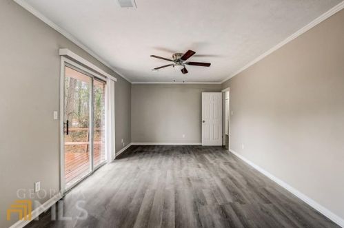 6460 Connell Rd, Atlanta GA  30349-4538 exterior