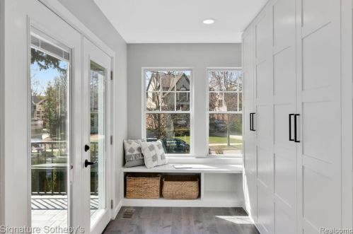 967 Southfield Rd, Bham MI  48009-1625 exterior