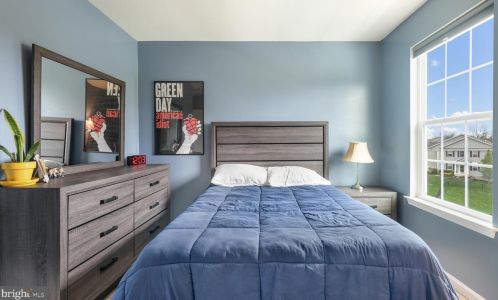 65 Plymouth Dr, Limerick PA 19468-2871 exterior