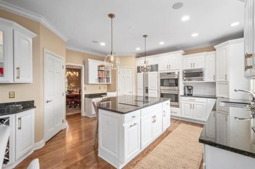 166 James Pl, Pittsburgh PA 15228-1022 exterior