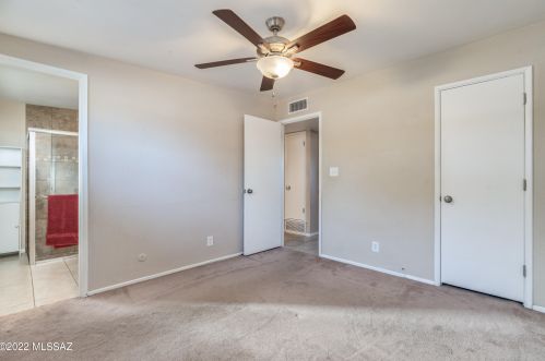 8217 Beverly St, Tucson AZ 85710-5931 exterior