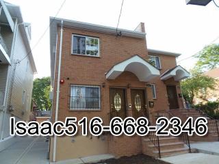 2057 Strang Ave, Bronx NY  10466-2340 exterior