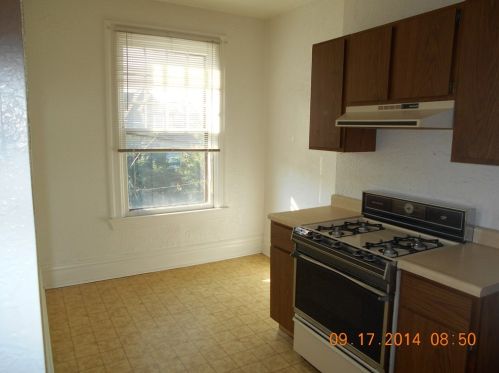 415 Hampton Ave, Pittsburgh PA 15221-3310 exterior