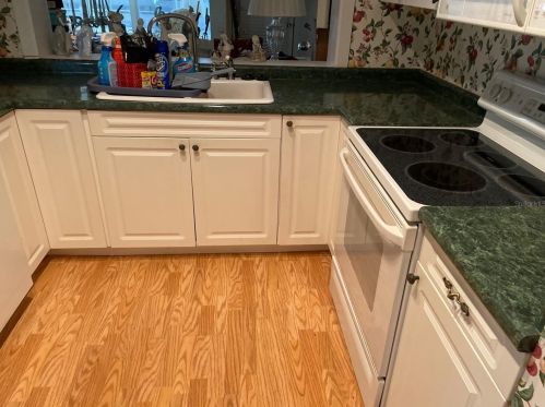 4161 Northmeadow Cir, Tampa, FL 33618-2724