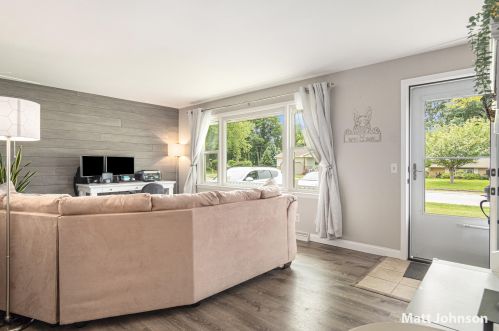 2120 Arbor Ave, Meskegon MI 49441-3604 exterior