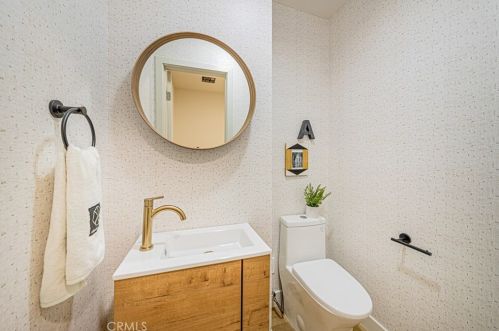 851 Adlena Dr, Fullerton CA  92833-2349 exterior