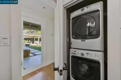 1919 Maybelle Dr, Concord CA 94523-2708 exterior