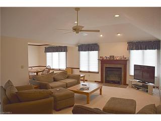 7280 Thorncliffe Blvd, Cleveland OH  44134-5774 exterior