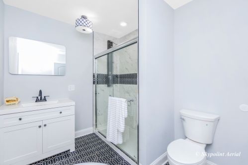 8523 Damen Ave, Chicago IL 60612-3728 exterior