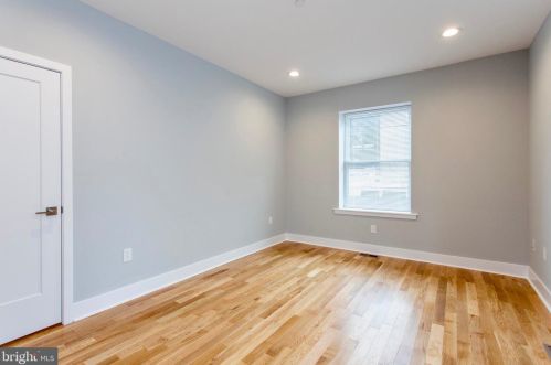 1500 26 St, Philadelphia PA 19121-4602 exterior