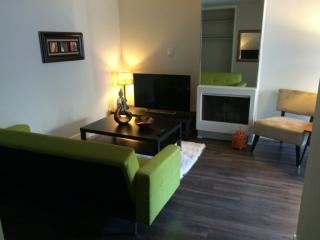 555 Kelton Ave, Los Angeles CA  90024-2242 exterior