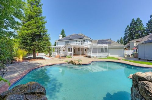 2327 Hartford Ct, Folsom CA 95762-5931 exterior