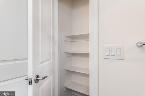 1413 Darien St, Philadelphia PA 19147-5726 exterior