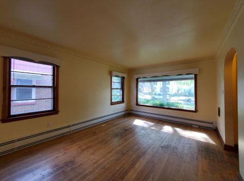 3172 46, Milwaukee WI 53210-2405 exterior